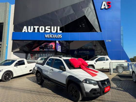 FIAT STRADA 1.8 MPI ADVENTURE CE 16V FLEX 2P MANUAL FIAT STRADA 1.8 MPI ADVENTURE CE 16V FLEX 2P MANUAL